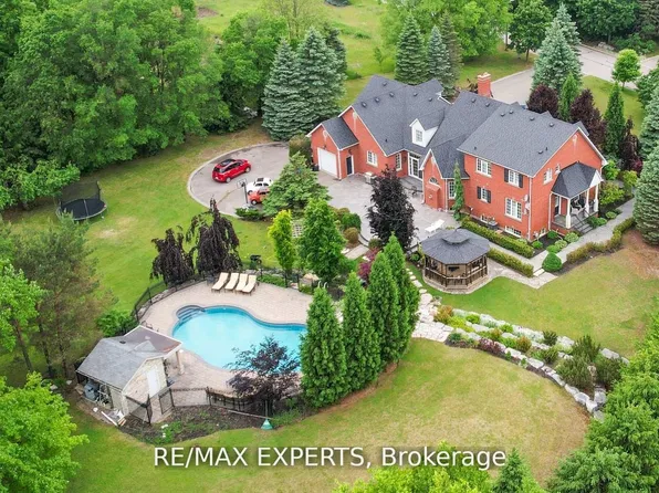 27 Theresa Cir, Vaughan, ON L0J 1C0