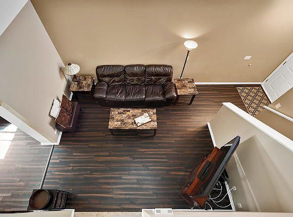 5th image of 305 Thornwood Way Unit B