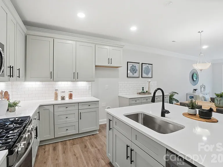 4321 Black Ct — Photo 9