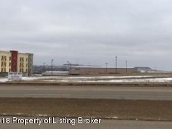 22 Highway, Dickinson, ND 58601