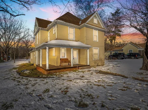 113 Rebel Dr, Park Hills, MO 63601