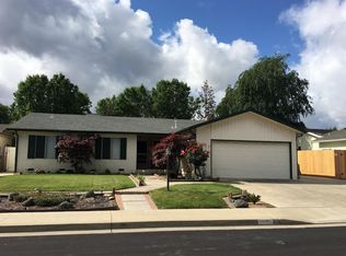 1740 Santa Ana Ave, Clovis, CA 93611