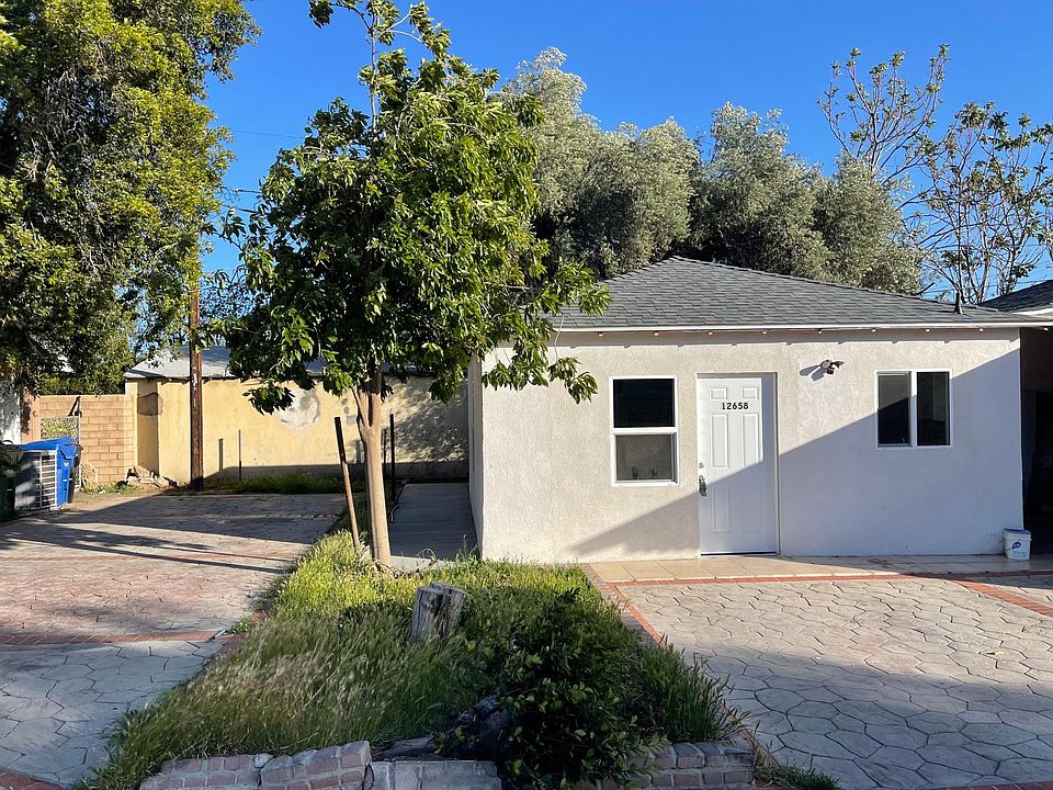 1st image of 12658 Bradley Ave