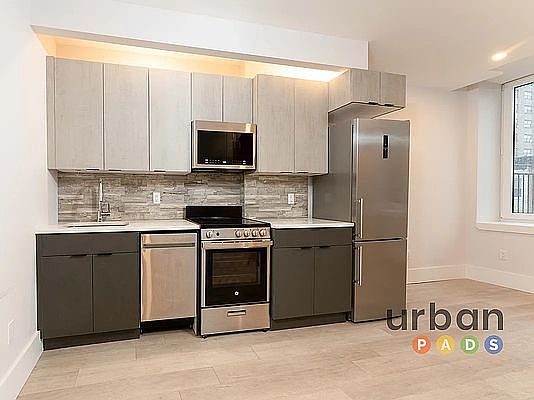 2nd image of 324 E 116th St #4D