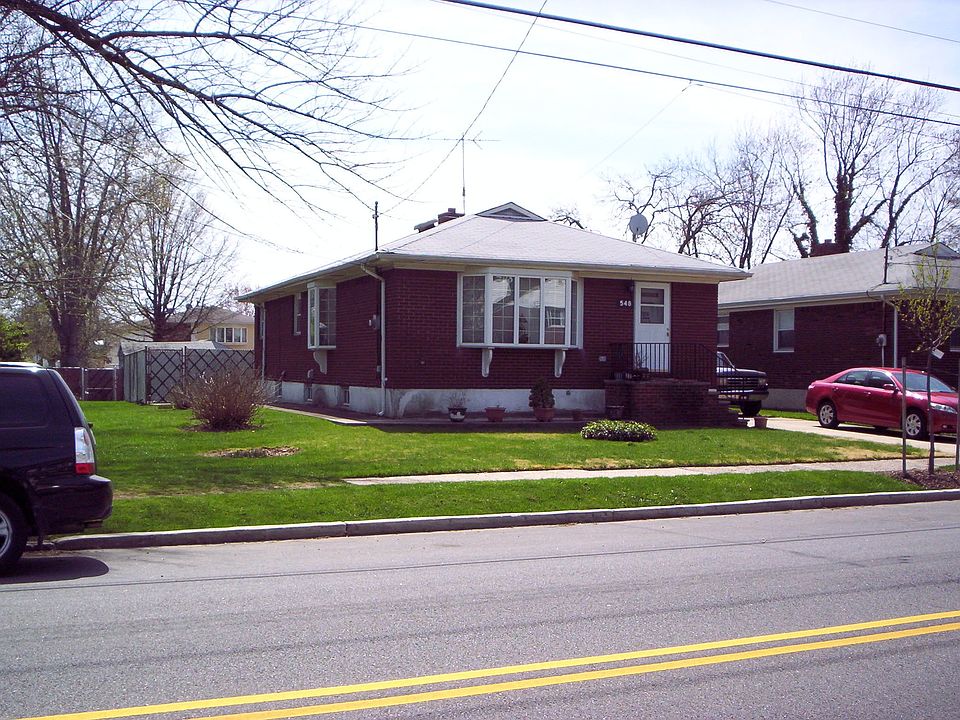 1st image of 548 College Ave