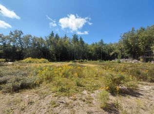 61-1 Middle Rd, Waterboro, ME 04087