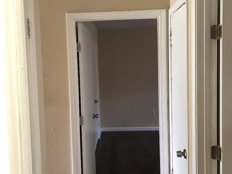 481 Walker Ave — Photo 11