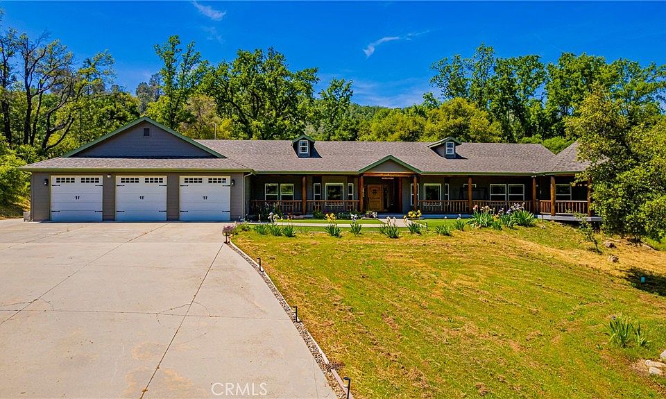 1st image of 33590 Woodland Pond Trl