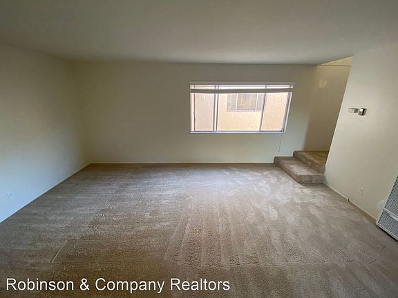 5th image of 1508 San Antonio Ave #J