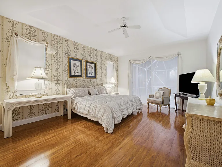 4378 Danielson Dr — Photo 24