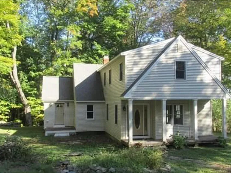 190 Washburn Rd — Photo 5