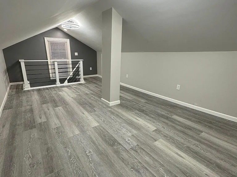 314 Bridge St #D — Photo 8