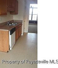 4th image of 102 Silverberry Ct