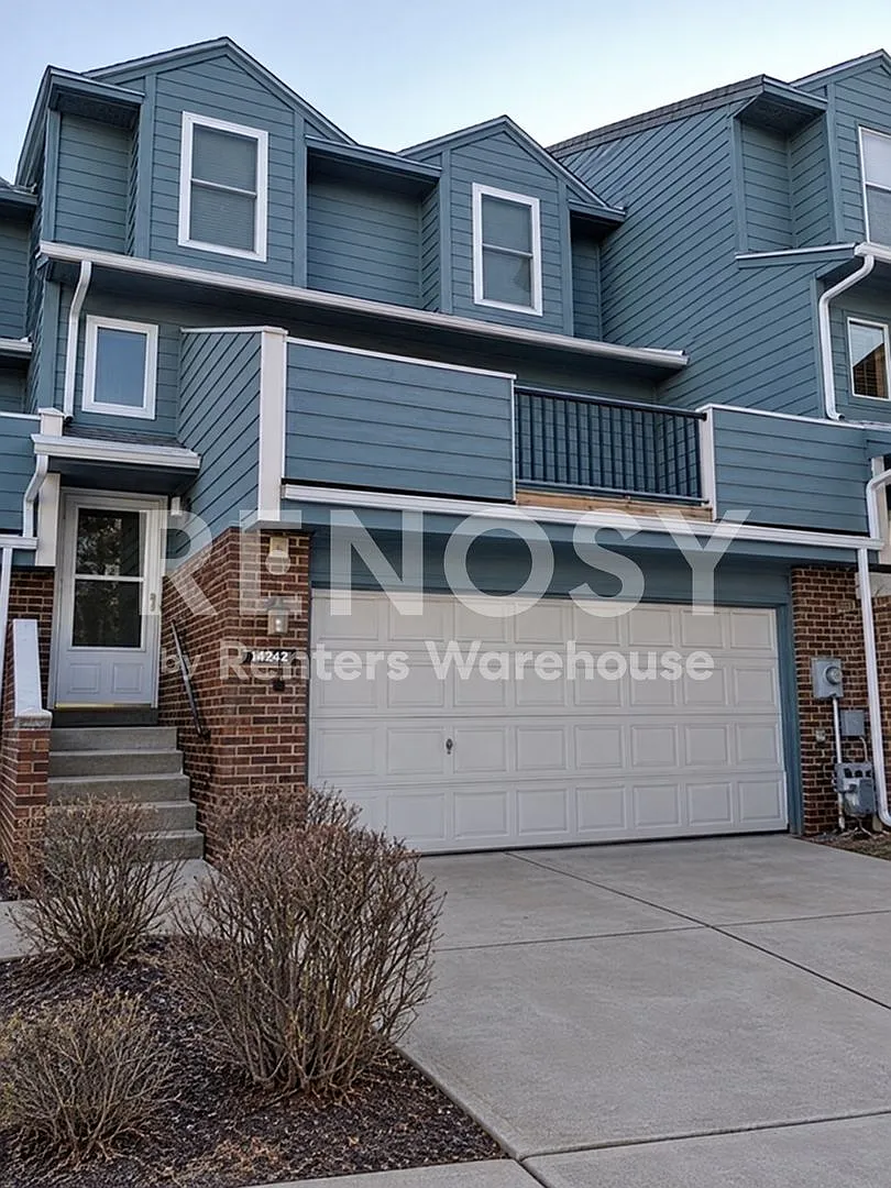 Available October 9th 2 Bedroom 2 Bath Townhouse in Apple Valley — Photo 1