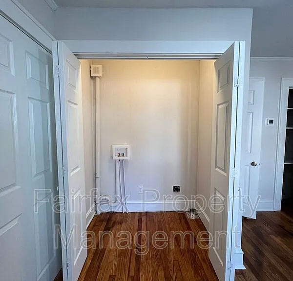 102 W Summit Ave #B — Photo 10
