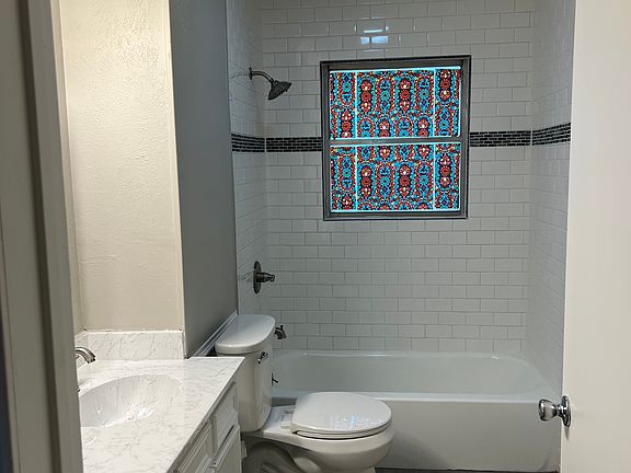 3rd image of 7101 Willis Ave