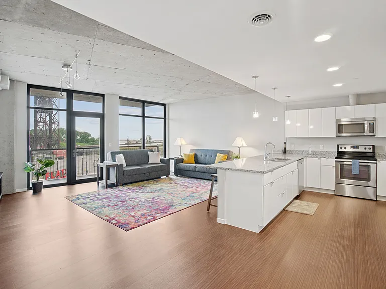 Flats at East Bank — Photo 35