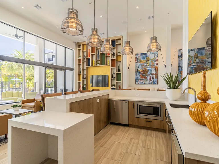 Epic Residences — Photo 6