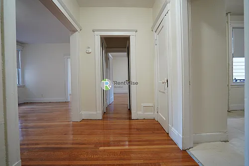 1634 Commonwealth Ave #9 Photo 1