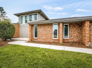 6022 Fireside Dr, Rockford, IL 61114