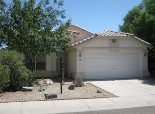 923 E Constitution Dr, Chandler, AZ 85225