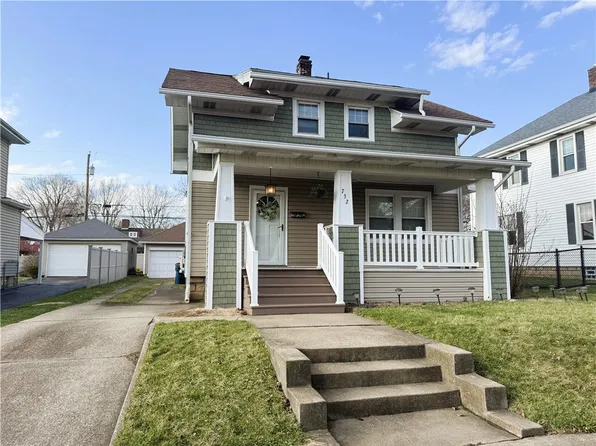 732 Fairmont St, Latrobe, PA 15650