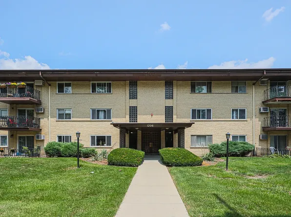 1206 E Fairview St APT 106, Arlington Heights, IL 60005
