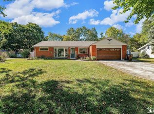 7529 Indian Rd, Temperance, MI 48182