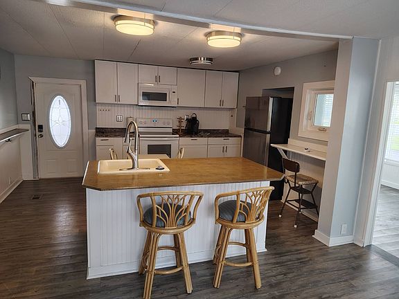 4th image of 281 La Costa Dr