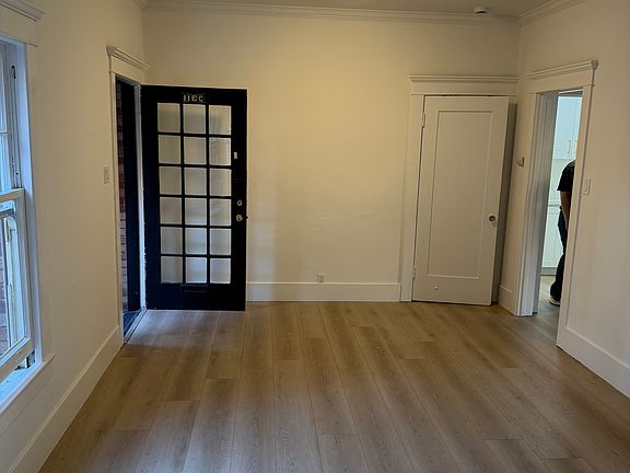 5th image of 120 W Elk Ave #116D