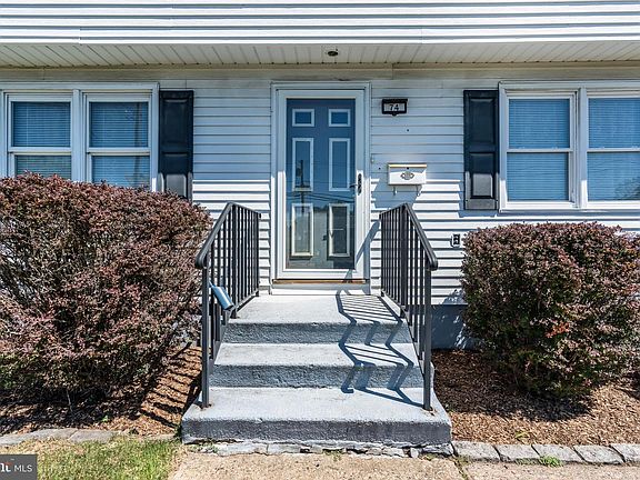 4th image of 74 Englewood Blvd