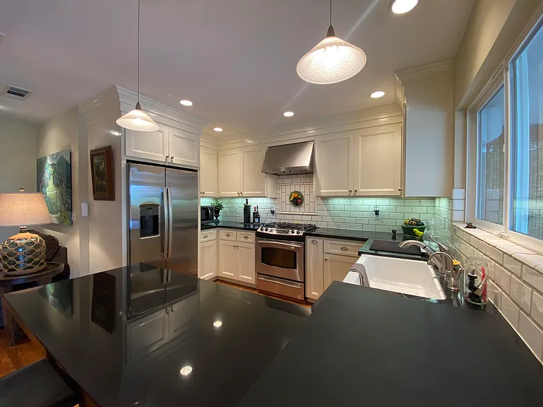 2750 Iowa St — Photo 15