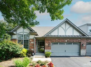 1299 Stonebriar Ct, Naperville, IL 60540