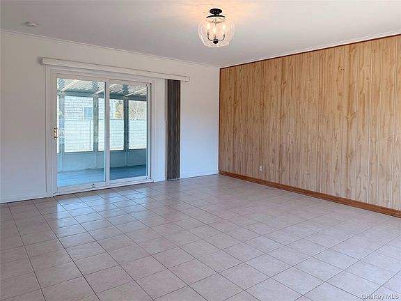 4th image of 20 Bogota Road