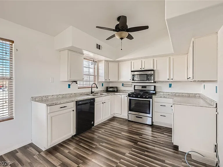 520 Arrowhead Trl #1424 — Photo 12