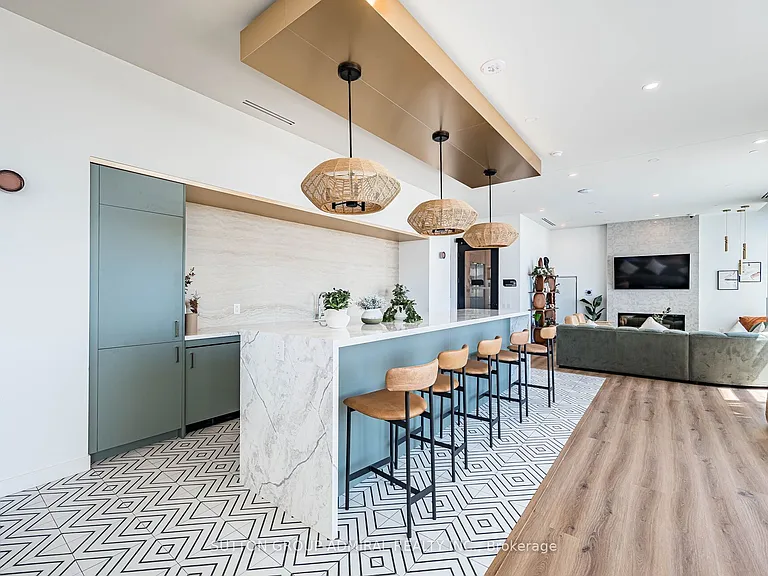 1660 Bloor St W #803 — Photo 30