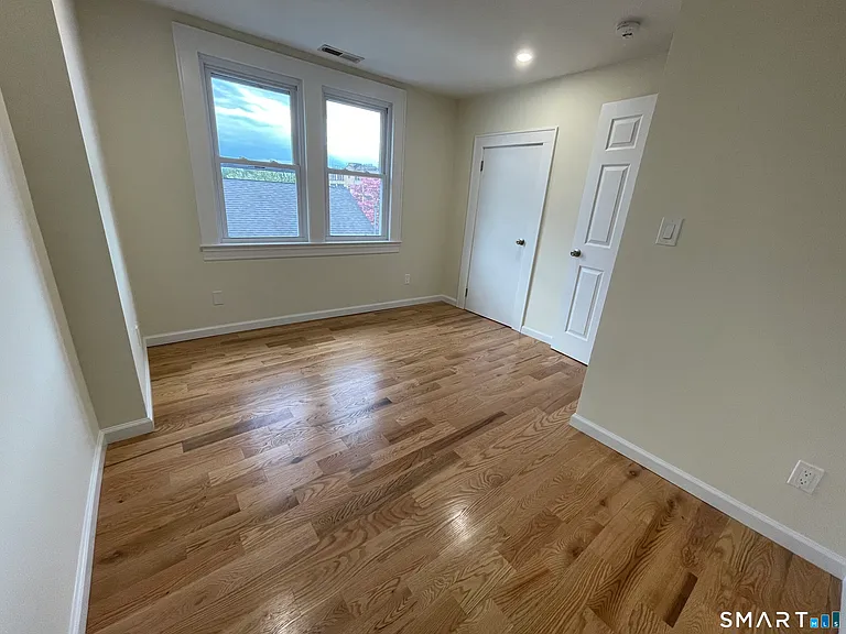 510 W Main St — Photo 5