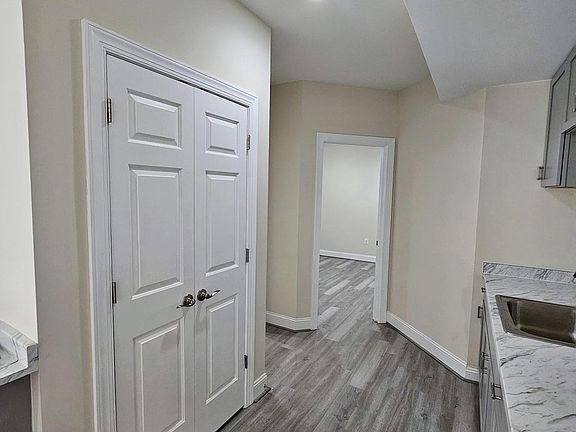 4th image of 13405 Quate Ln