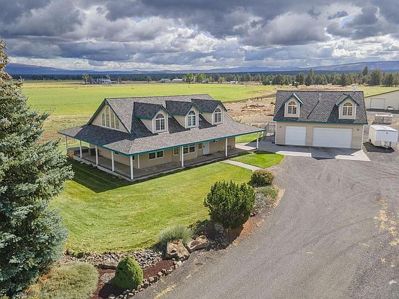 2nd image of 24585 Dodds Rd