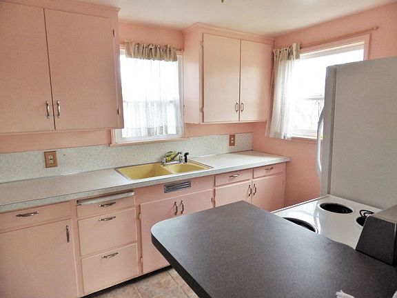 3rd image of 4722 S 172nd Pl