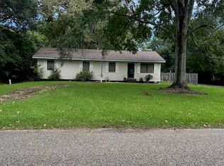 102 Westbend Rdg, Lafayette, LA 70508