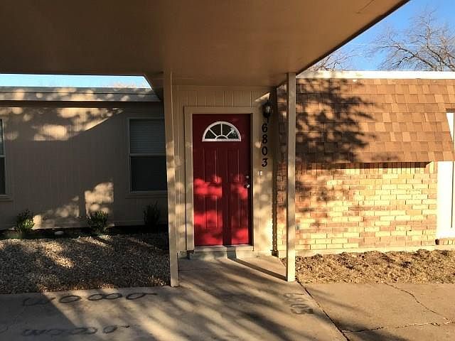 1st image of 6803 Trail Lake Dr