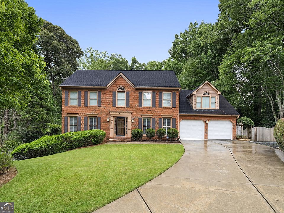 1st image of 2792 Crown Mill Ct