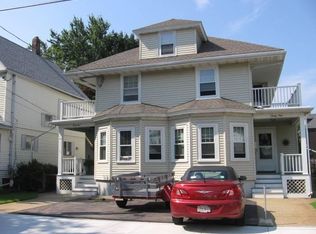 39 Freeman St, Quincy, MA 02170