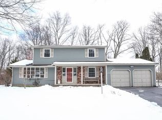 20 Brookside Dr, Fairport, NY 14450
