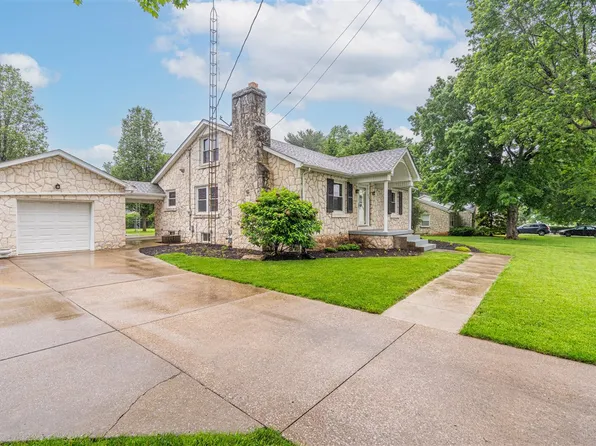 609 Meadowlawn Ave, Bowling Green, KY 42103