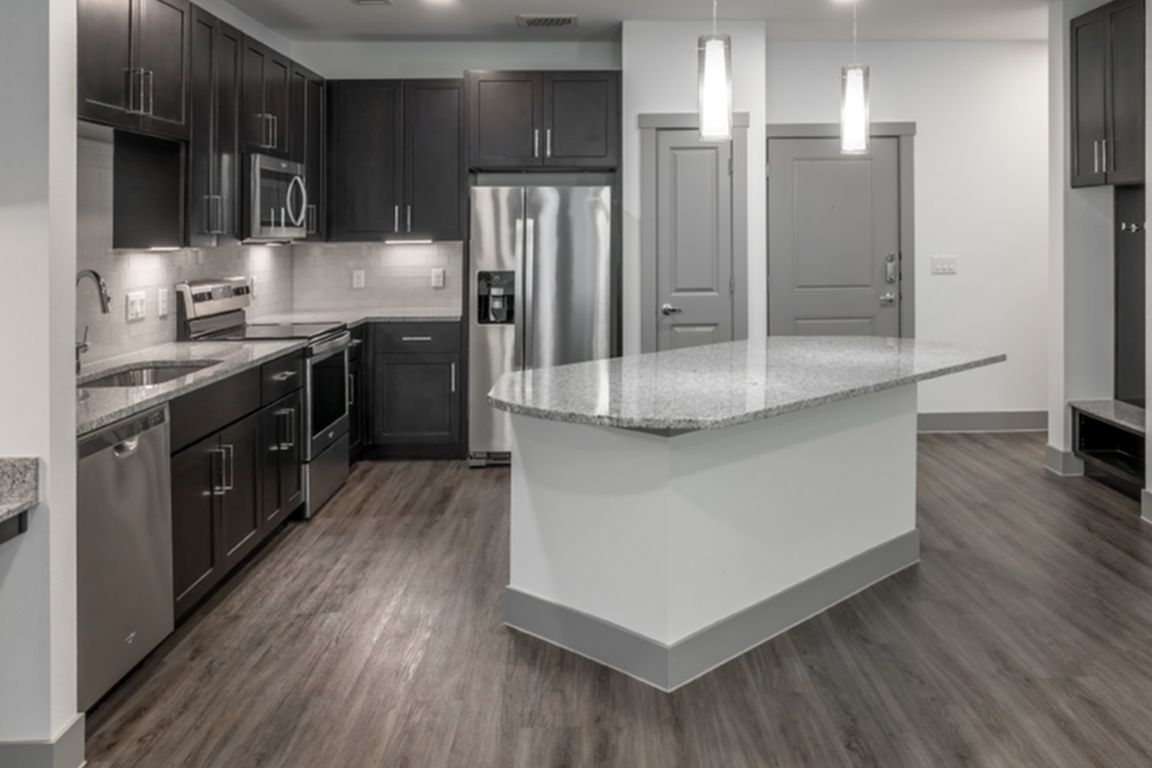 B2 Spacious Kitchen