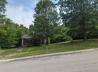 414 W Market St, Warrensburg, MO 64093