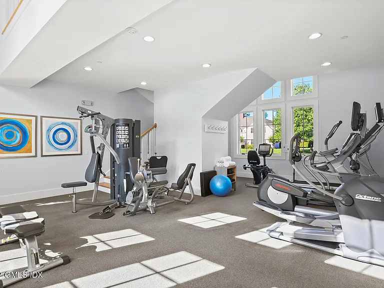 77 Havemeyer Ln #314 — Photo 13