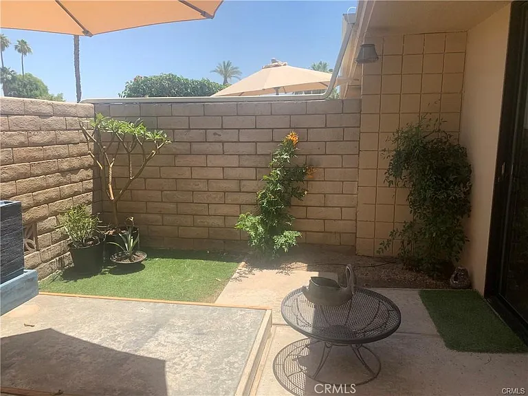 42425 Adams St — Photo 22